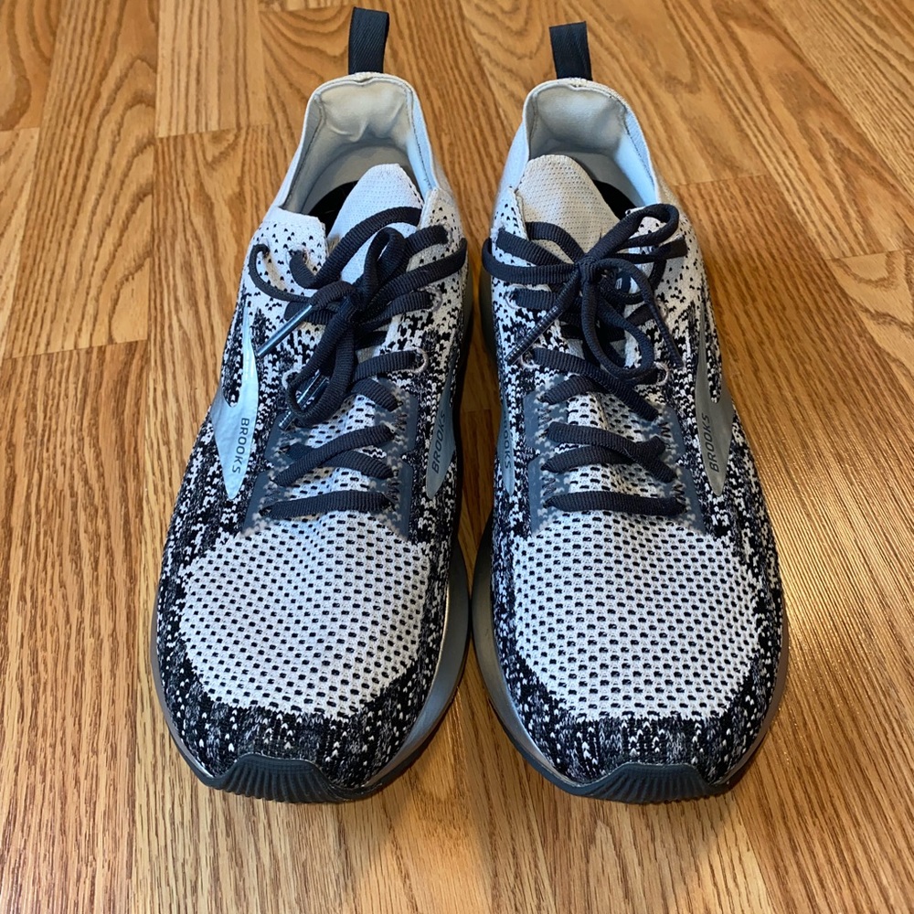 Brooks sneakers
